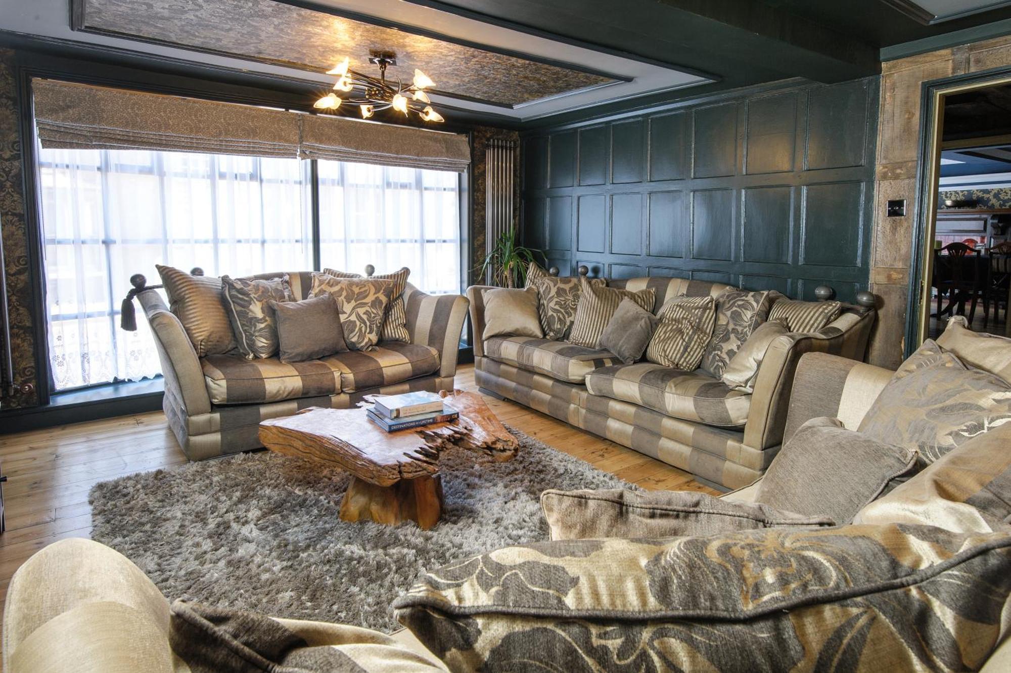 Huge Deluxe 600 Year Old Essex Manor, Hot Tub, Cinema Room, Sky Tv Saffron Walden Εξωτερικό φωτογραφία