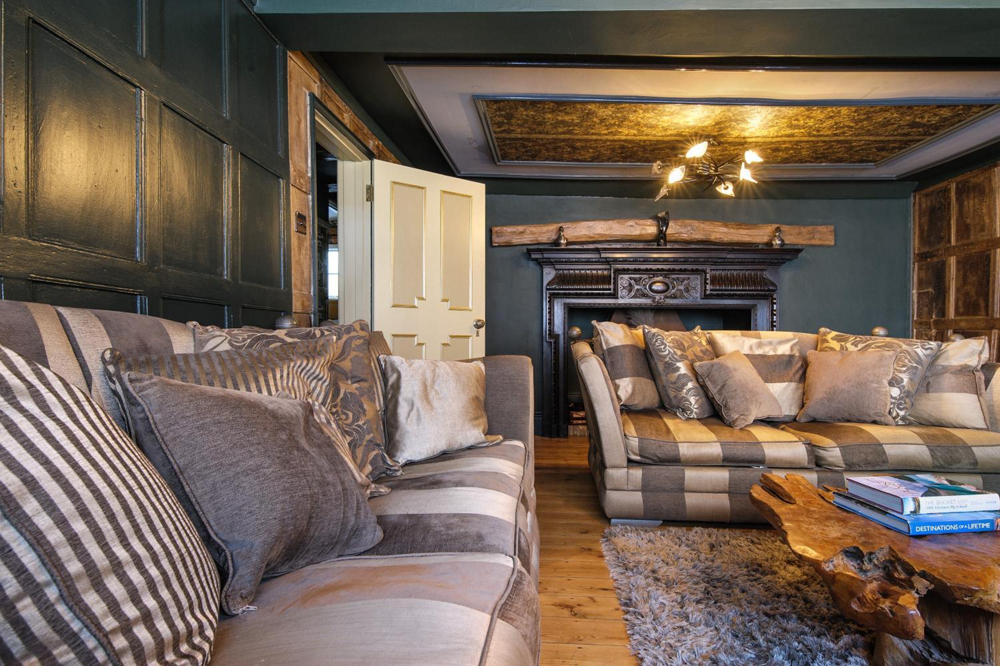 Huge Deluxe 600 Year Old Essex Manor, Hot Tub, Cinema Room, Sky Tv Saffron Walden Εξωτερικό φωτογραφία