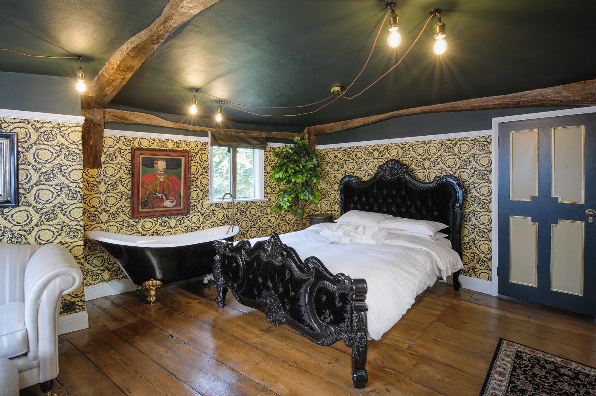 Huge Deluxe 600 Year Old Essex Manor, Hot Tub, Cinema Room, Sky Tv Saffron Walden Εξωτερικό φωτογραφία