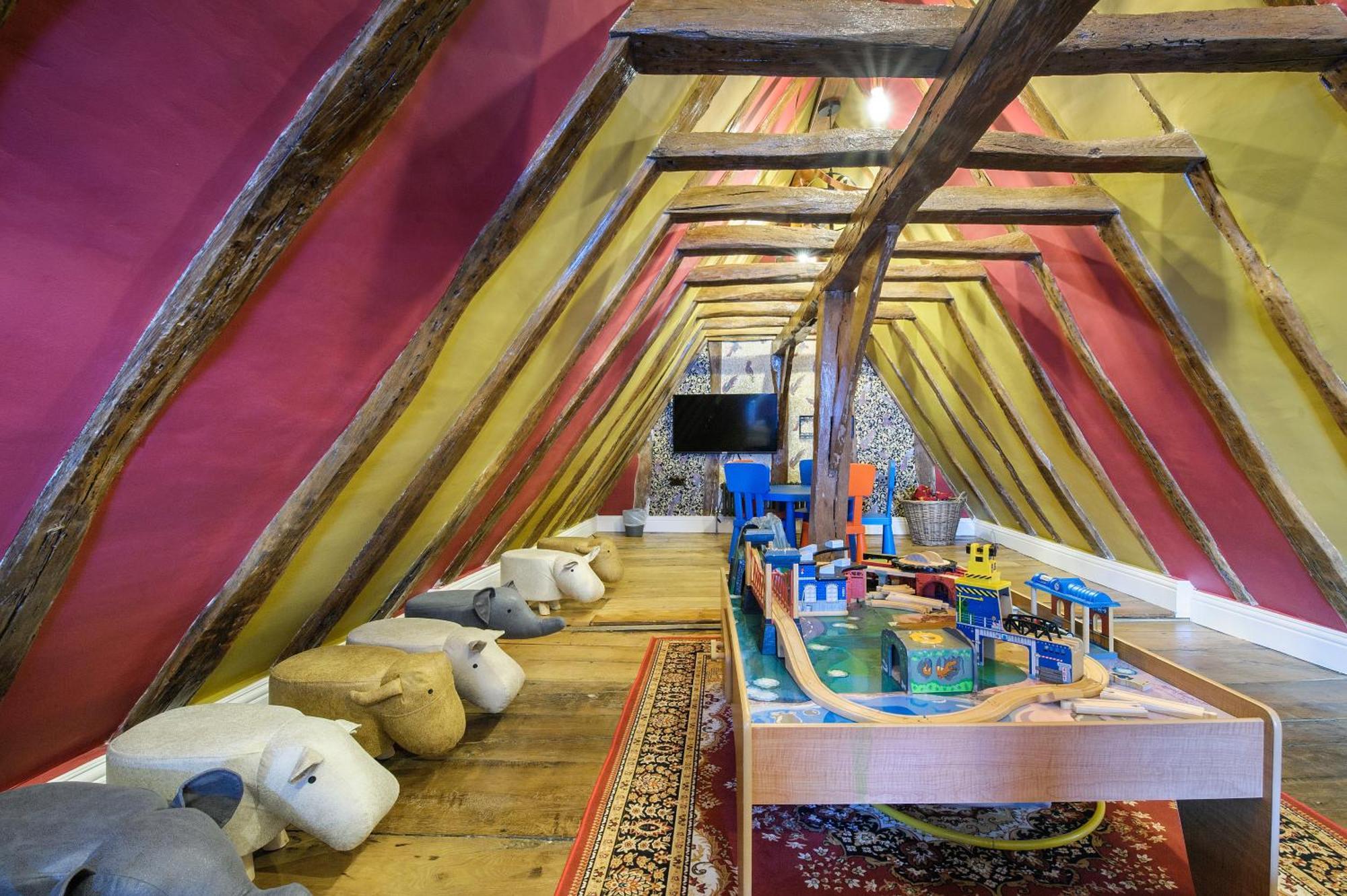 Huge Deluxe 600 Year Old Essex Manor, Hot Tub, Cinema Room, Sky Tv Saffron Walden Εξωτερικό φωτογραφία