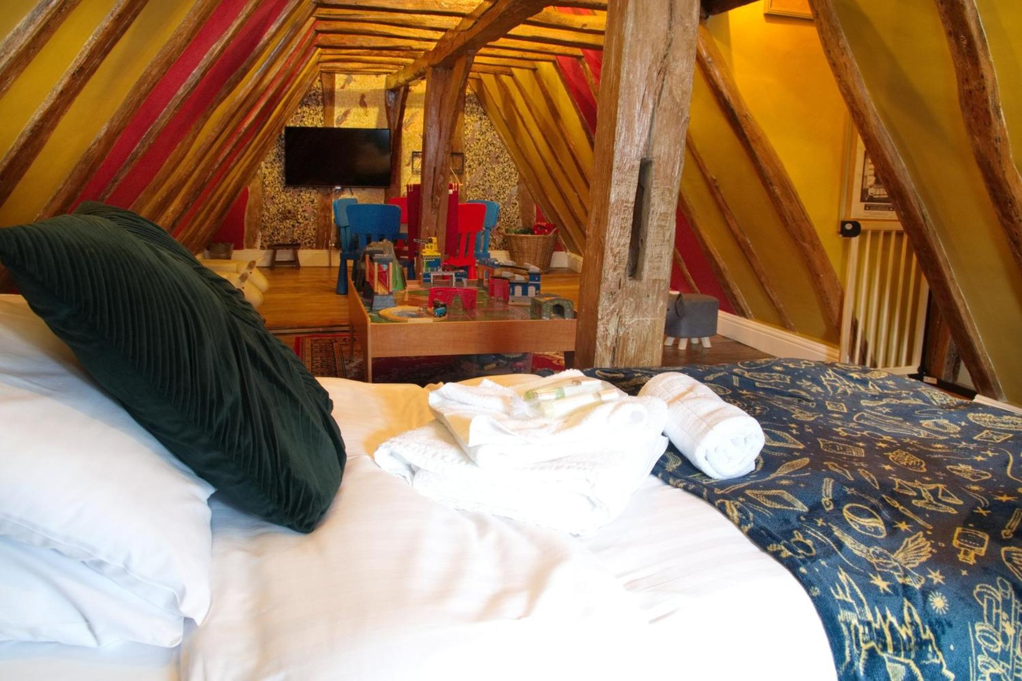 Huge Deluxe 600 Year Old Essex Manor, Hot Tub, Cinema Room, Sky Tv Saffron Walden Εξωτερικό φωτογραφία