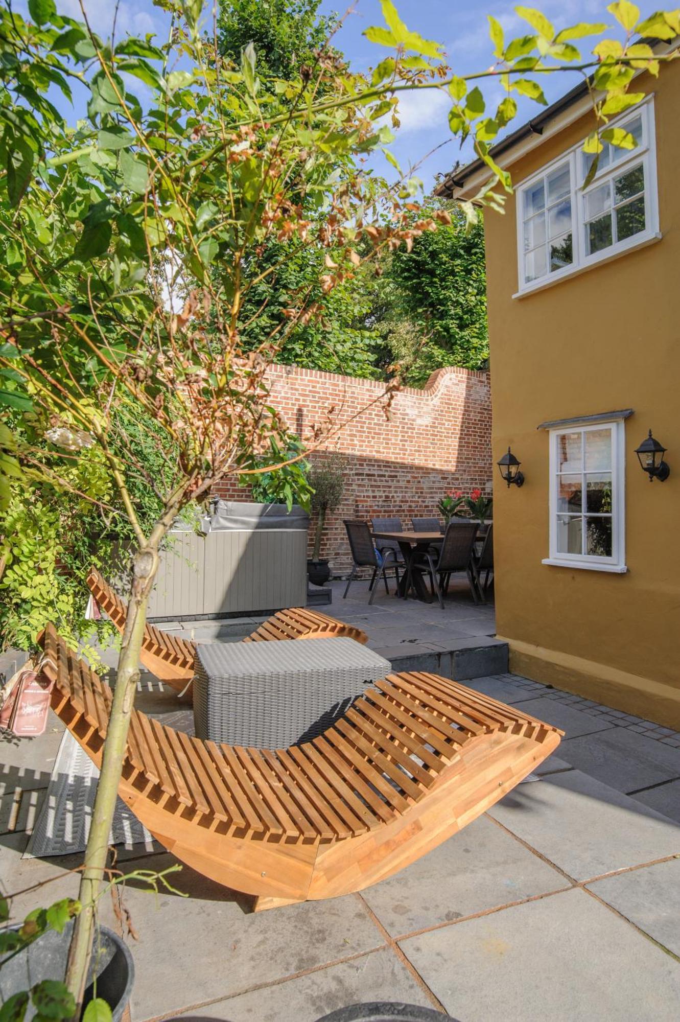 Huge Deluxe 600 Year Old Essex Manor, Hot Tub, Cinema Room, Sky Tv Saffron Walden Εξωτερικό φωτογραφία
